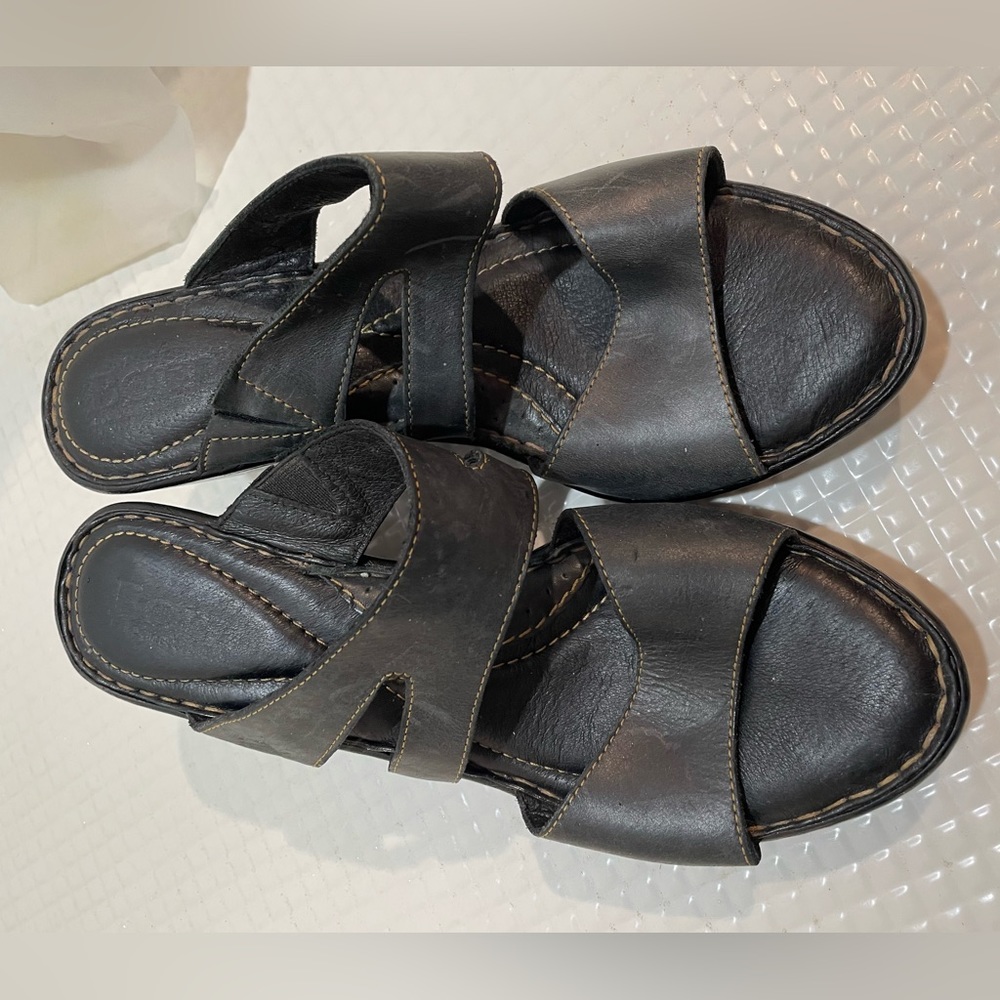 Born brand sandals
